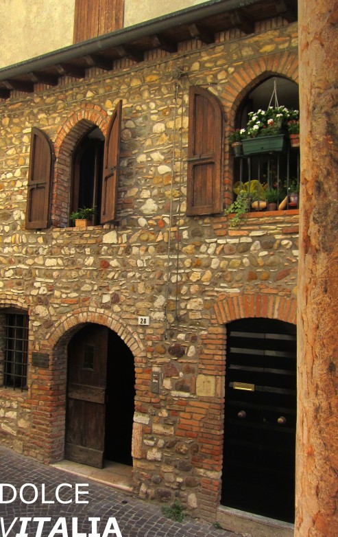 House of Sirmione on the south of Lago di Garda